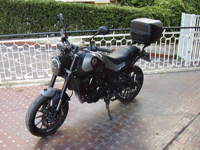 Benelli Leoncino 250
