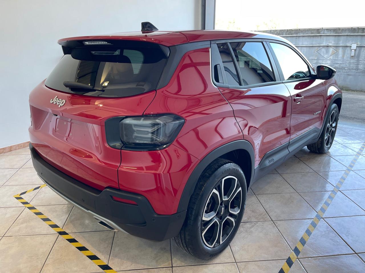 Jeep Avenger 1.2 Turbo 100 CV Summit