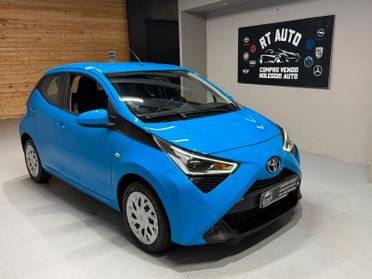 Toyota Aygo Connect 1.0 VVT-i 72 CV 5 porte x-clusiv