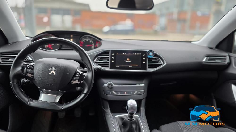 Peugeot 308 5 Porte 308 5p 1.5 bluehdi Gt Line s&s 130cv