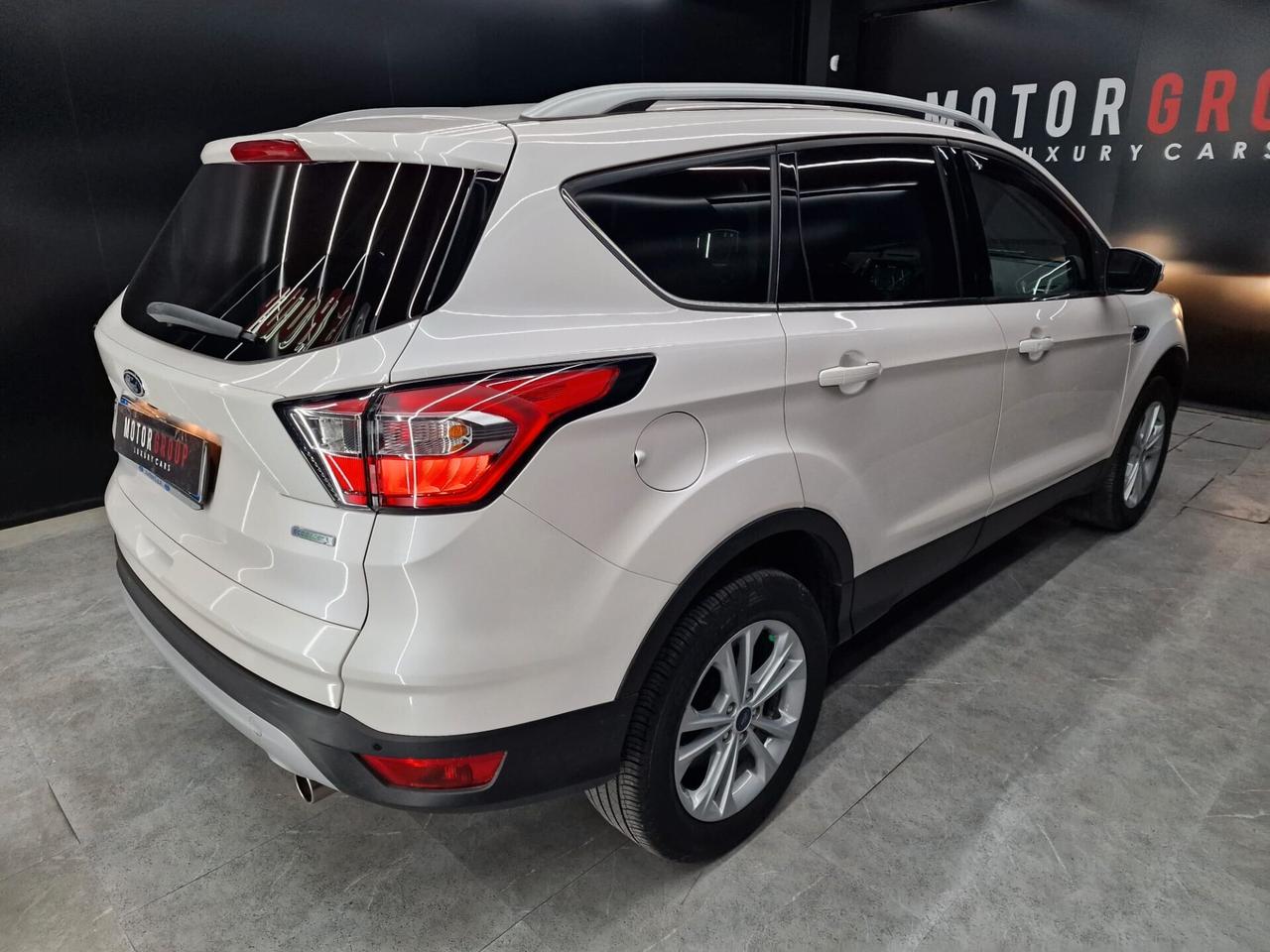 Ford Kuga 1.5 EcoBoost 120 CV S&S 2WD Titanium