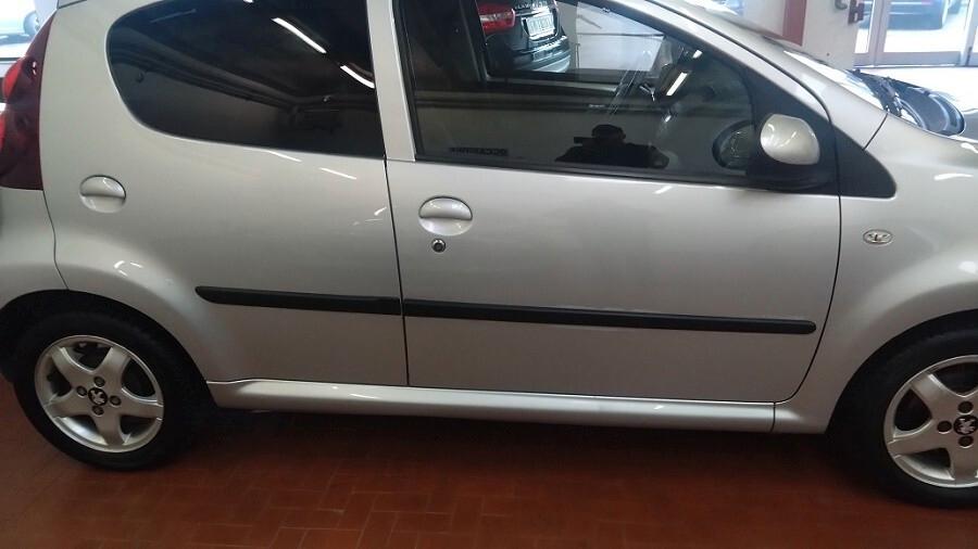 Peugeot 107 1.0 68CV 5p. Active