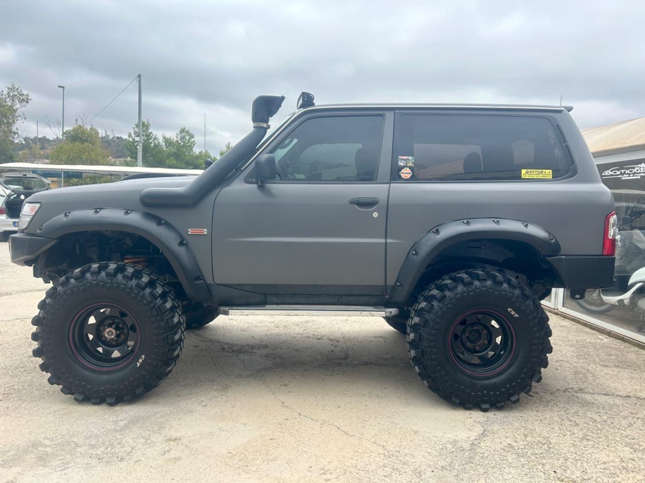 Nissan Patrol GR Y61 2.8 EXTREME OFF ROAD