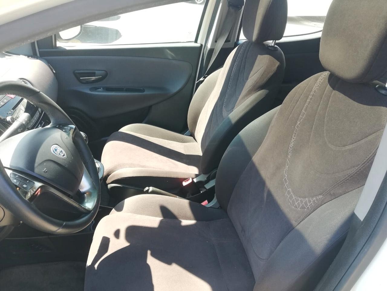 Lancia Ypsilon ANNO 2012 1.3 MJT 16V 95 CV 5 porte S&S Platinum