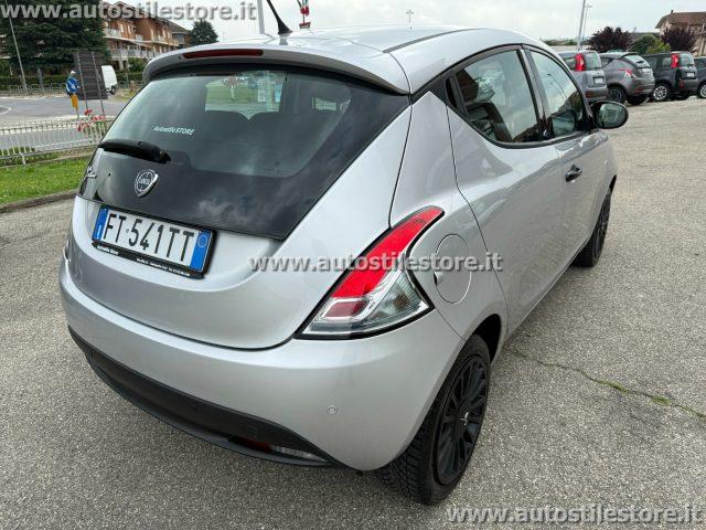 LANCIA Ypsilon 1.2 69 CV 5 porte GPL Ecochic Elefantino Blu