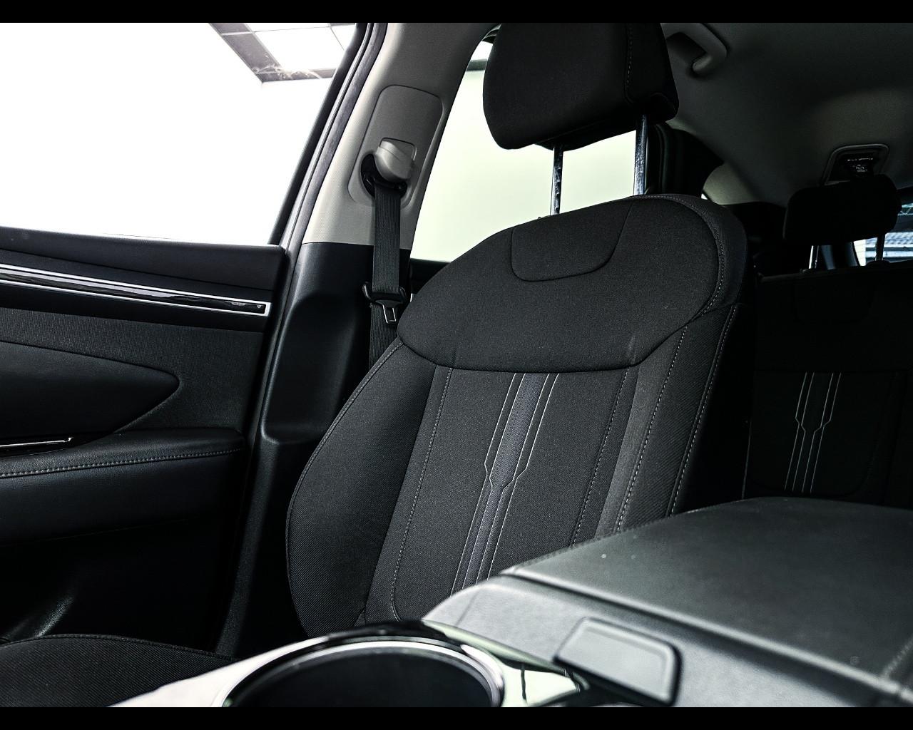 HYUNDAI Tucson 3ª serie - Tucson 1.6 HEV aut. Exellence