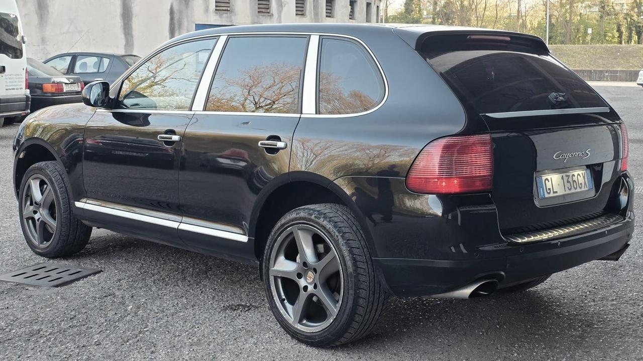 Porsche Cayenne 4.5 cat S