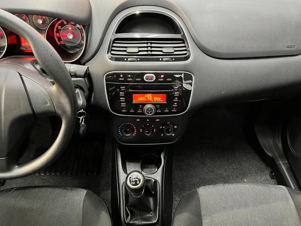 Fiat Punto 1.2 8V 5 porte Street KM 66.600 - 2016