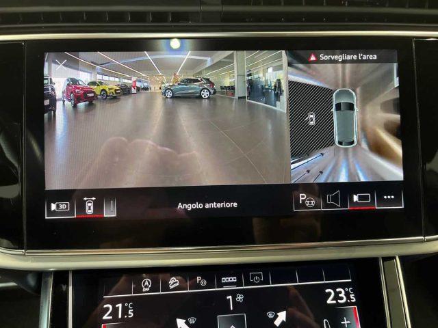 AUDI Q8 45 TDI quattro tiptronic Sport