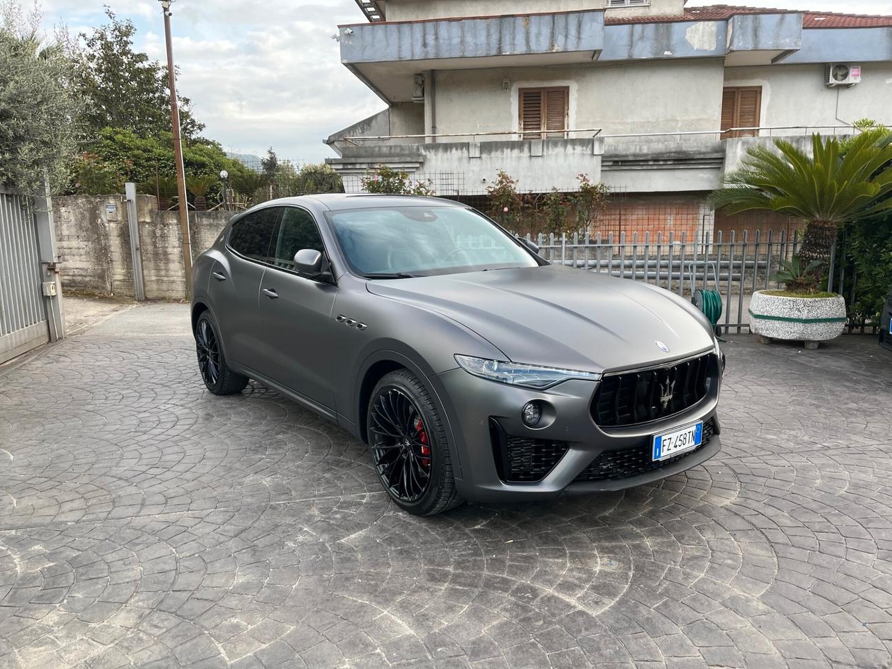 Maserati Levante 3.0 V6 DS 250cv GranSport Q4 auto Grigio Lava Opaco