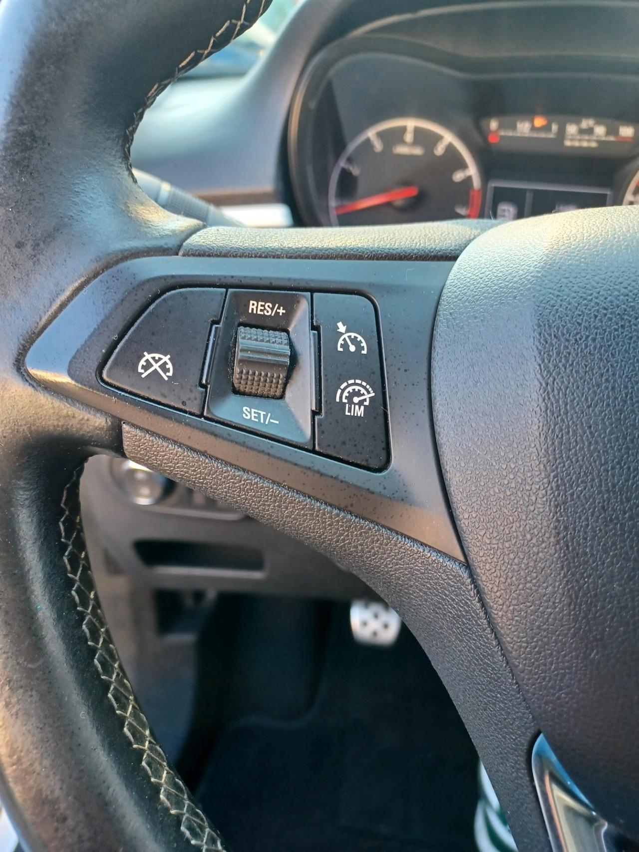 Opel Corsa 1.2 5 porte ANNO 2016 solo 69000 km