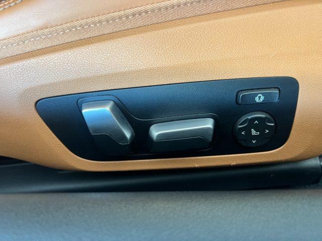BMW 840 d 48V xDrive Coupé 4 ruote sterzanti