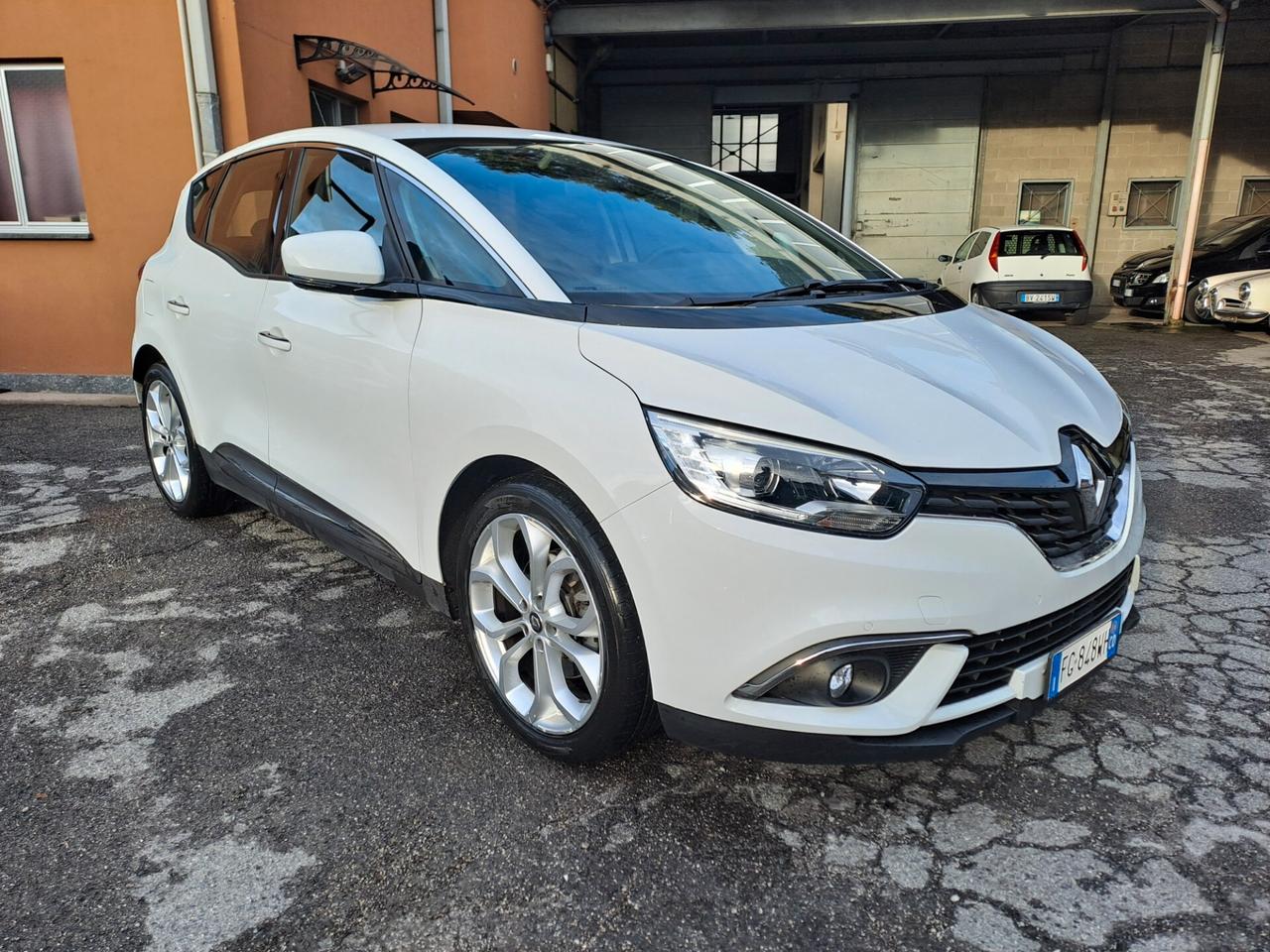 RENAULT SCENIC 1.2 BENZINA TCE 130 CV