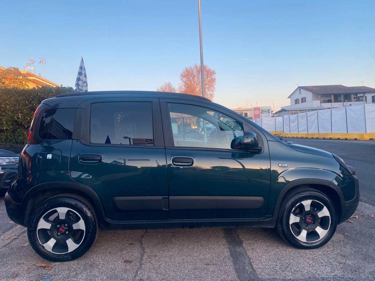 FIAT Panda 1.0 hybrid CROSS 5posti RadioAPP CarPlay