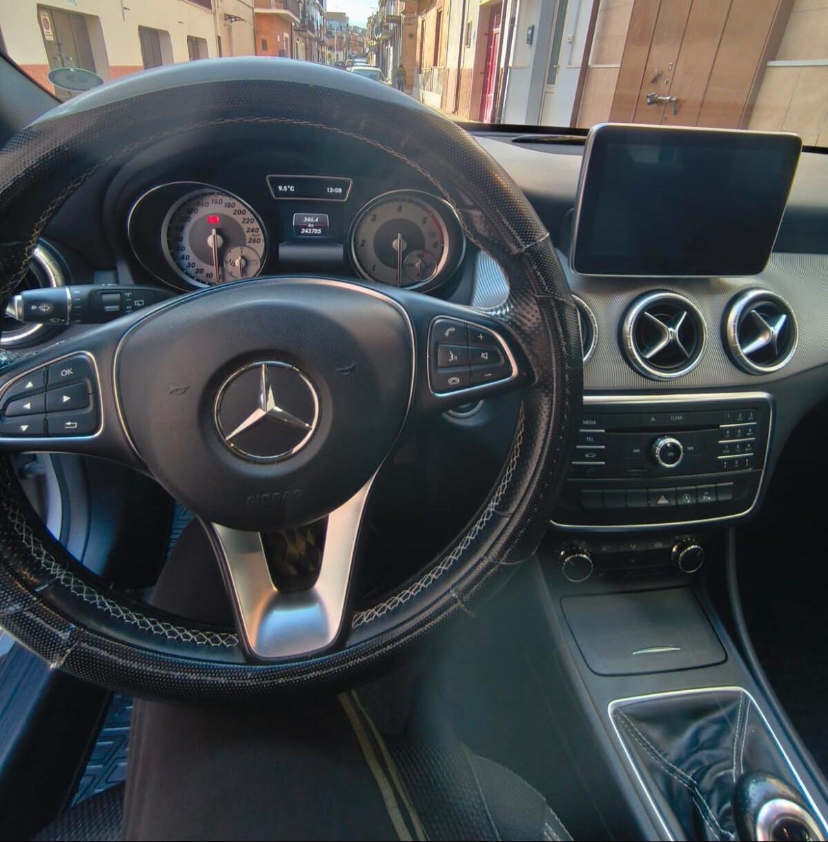 Mercedes-benz CLA 200 CDI S.W. Premium