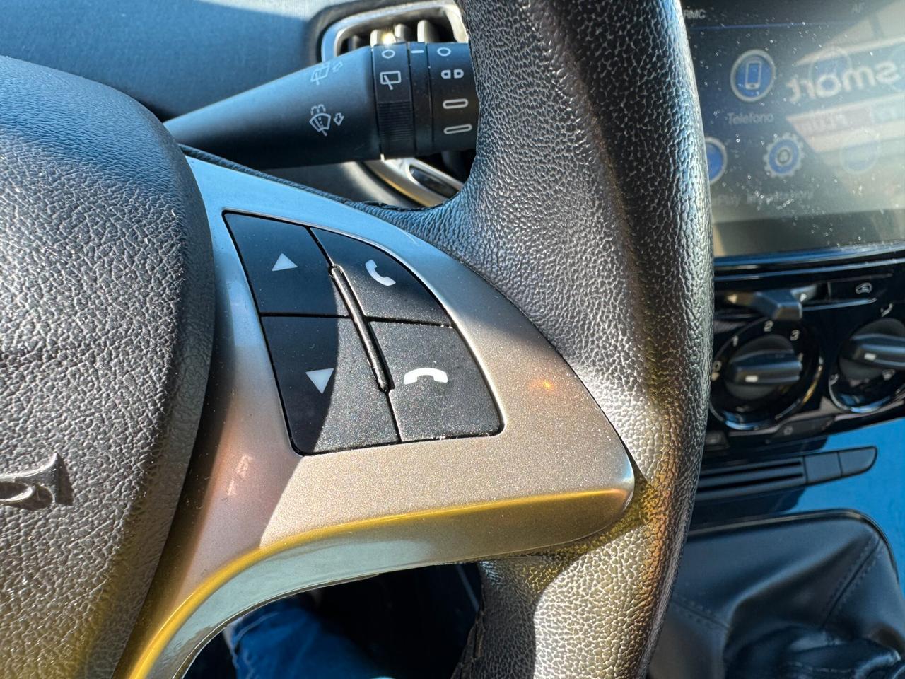 Lancia Ypsilon 1.2 GPL ECOCHIC 2020 FARI LED