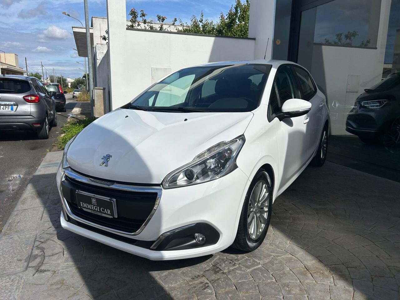 Peugeot 208 1.6 HDI 75Cv 5P ALLURE-2016