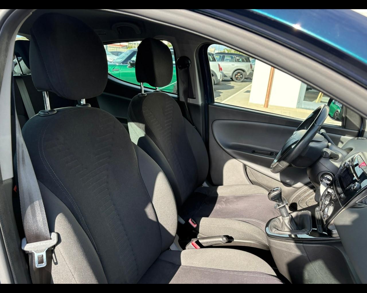 LANCIA Ypsilon 3ª serie - Ypsilon 1.2 69 CV 5 porte 30th Anniversary