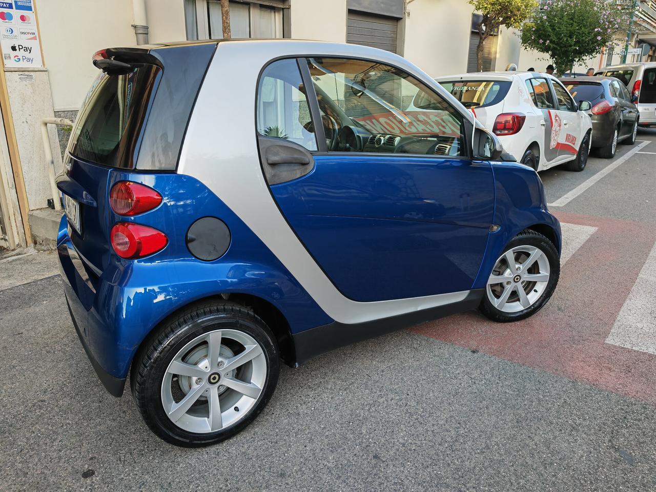 SMART FORTWO 1000 BENZINA CV71 KW52