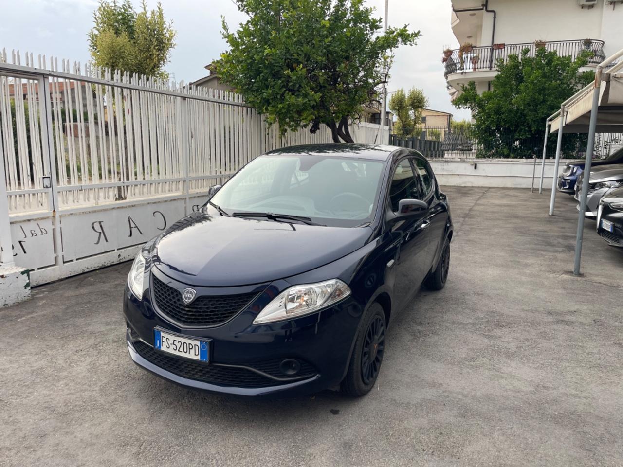 Lancia Ypsilon 1.2 69 CV 5 porte S&S Gold KM CERTIFICATI!!!