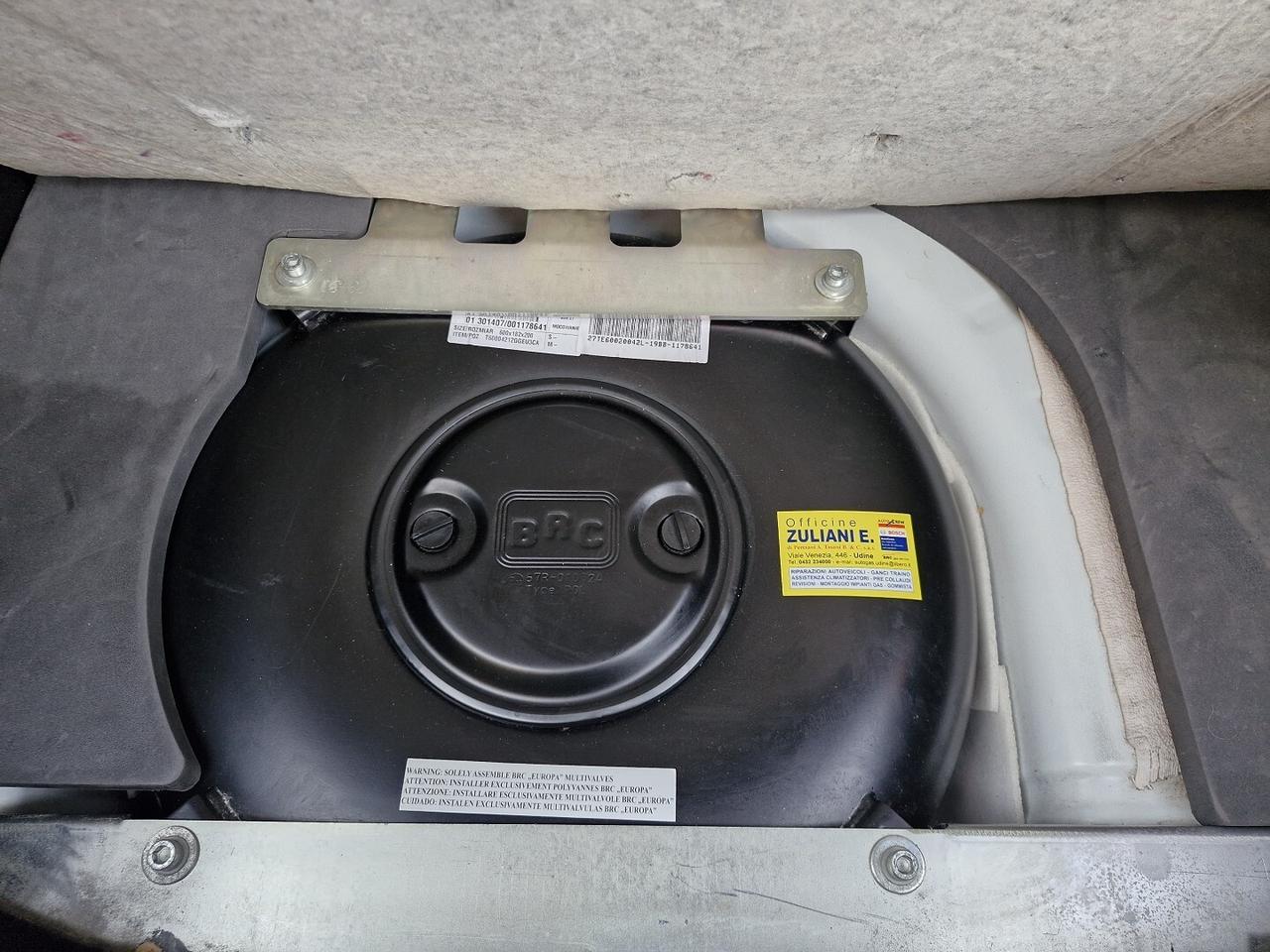 FORD FIESTA 1.4 BENZINA GPL CASA MADRE TITANIUM