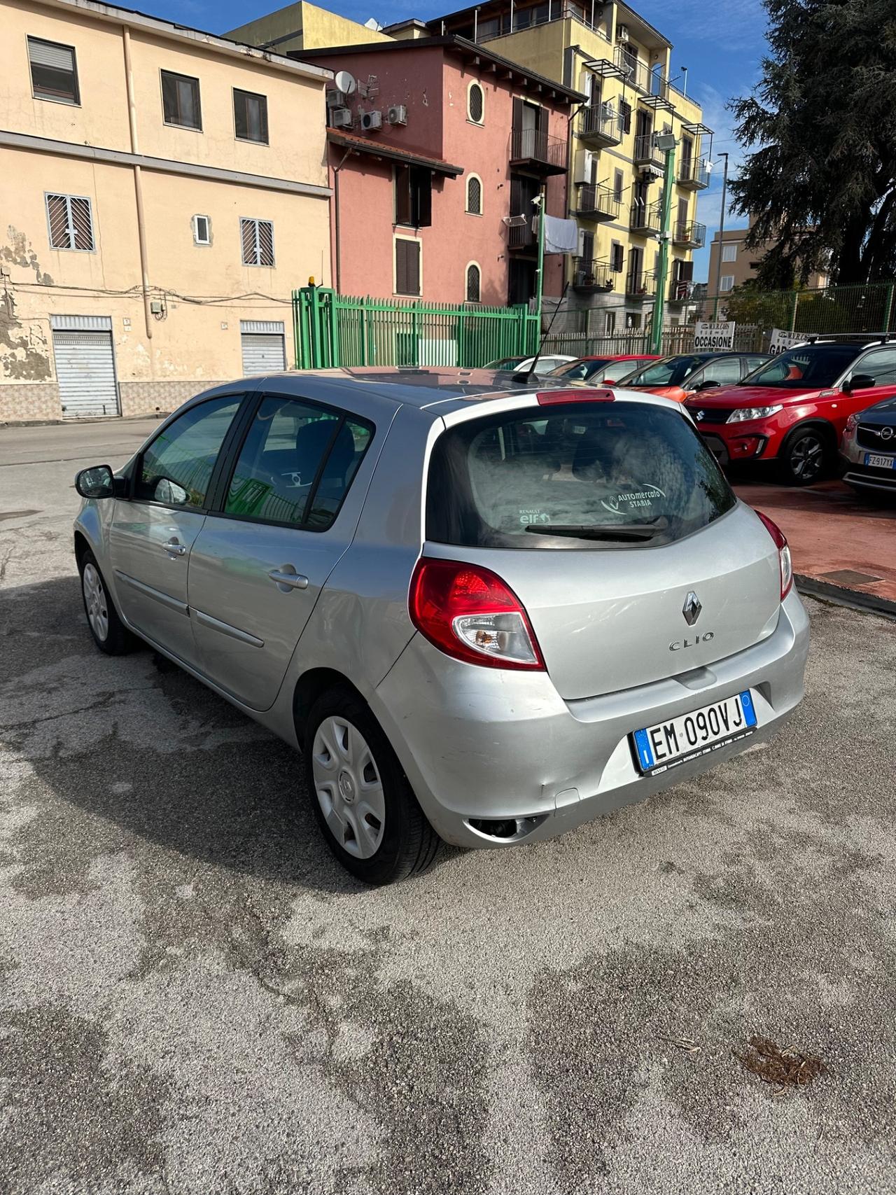 Renault Clio 1.2 16V 5 porte GPL Yahoo!