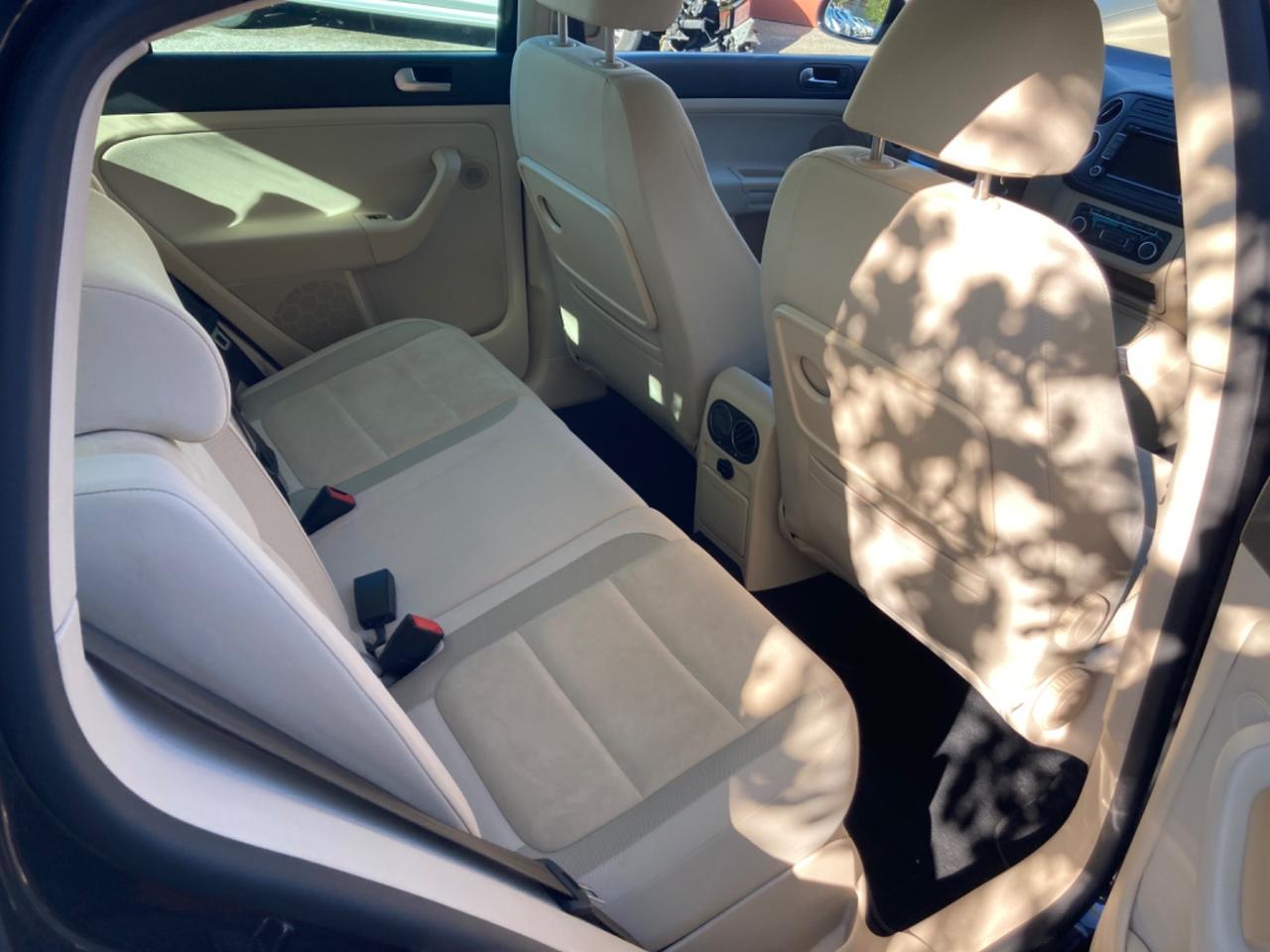 VOLKSWAGEN GOLF PLUS (HIGHLINE) DA VETRINA