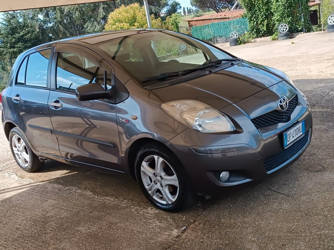 Toyota Yaris 1.4 Km 75.000! Ok Neo Gar Rate