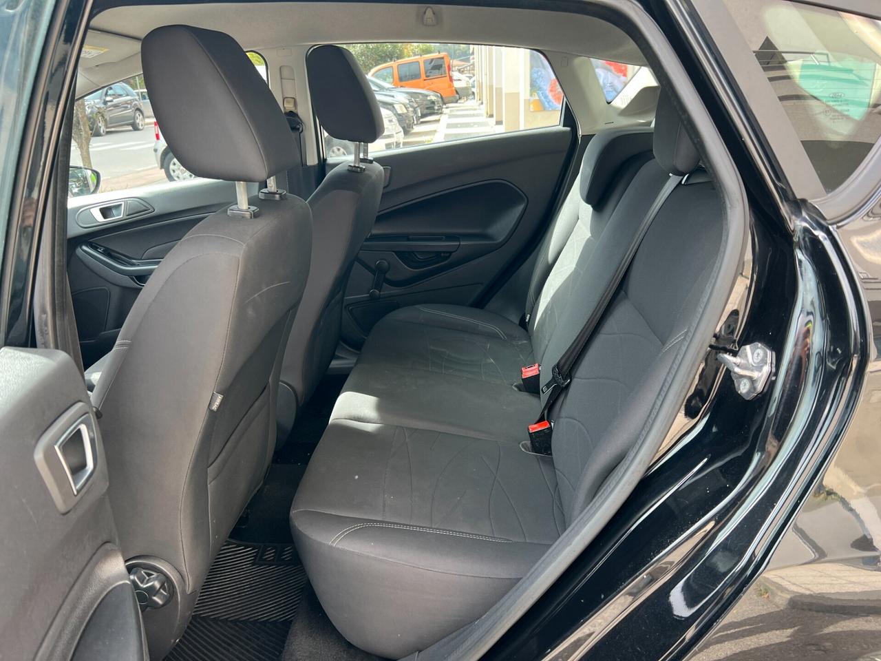 Ford Fiesta 1.5 TDCi 75CV 5 porte Titanium