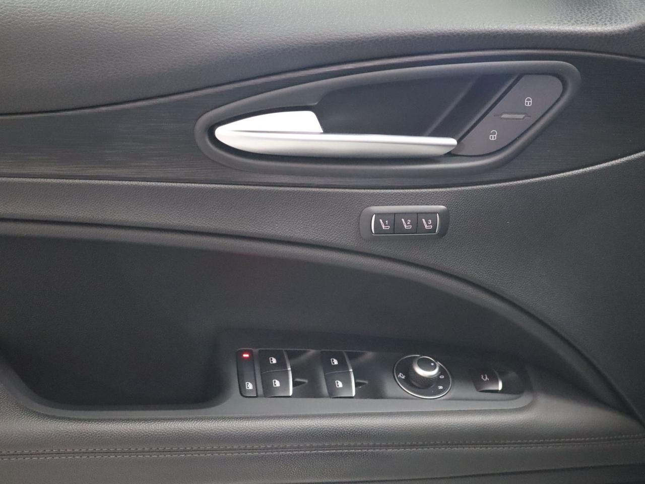 Alfa Romeo Stelvio Executive 2.2 #10872