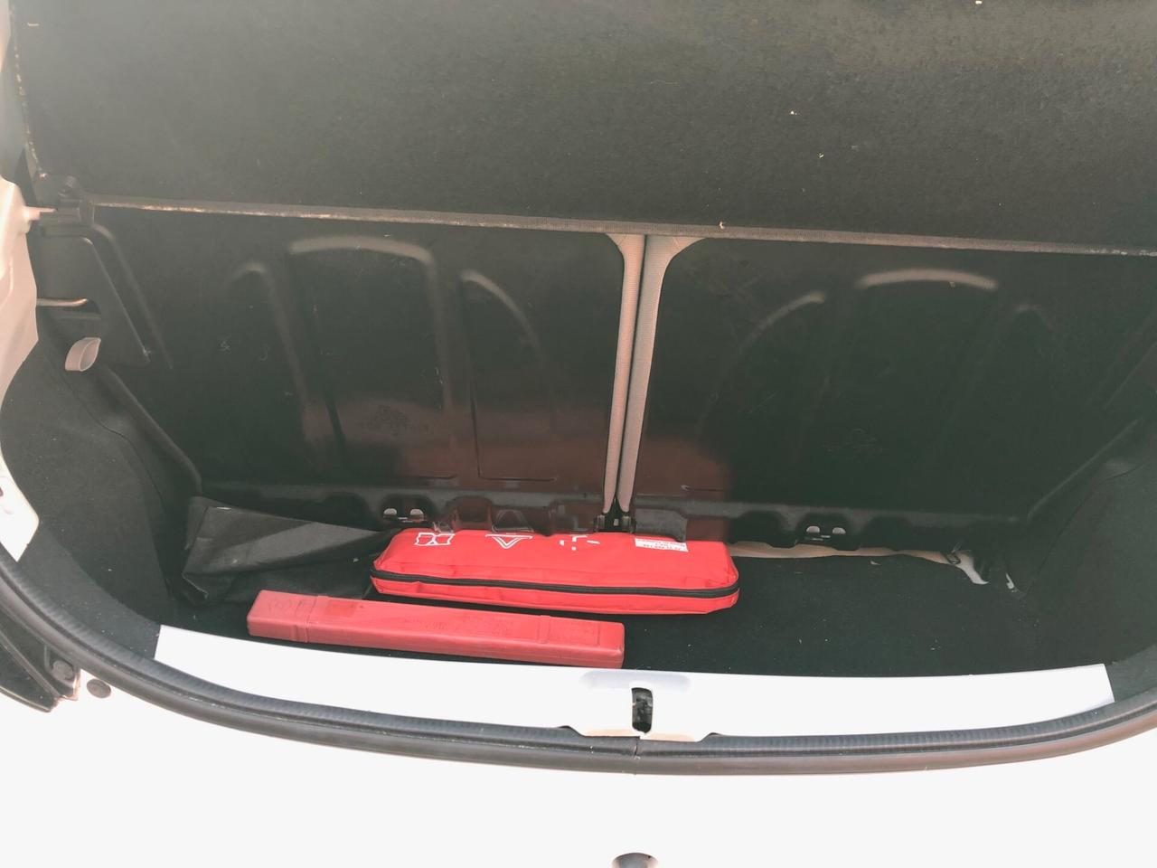 Toyota Aygo 1.0 benzina adatta per neopatentati