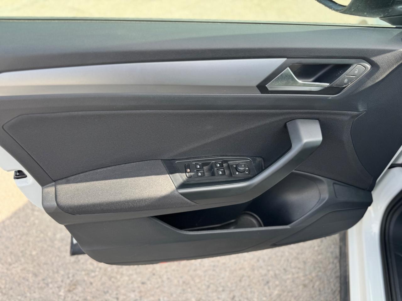 Volkswagen T-Roc 1.0 TSI Life