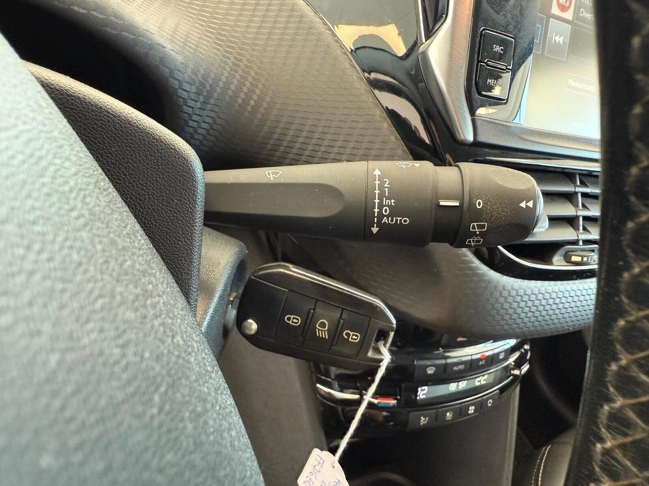 Peugeot 2008 BlueHDi 100 GT Line