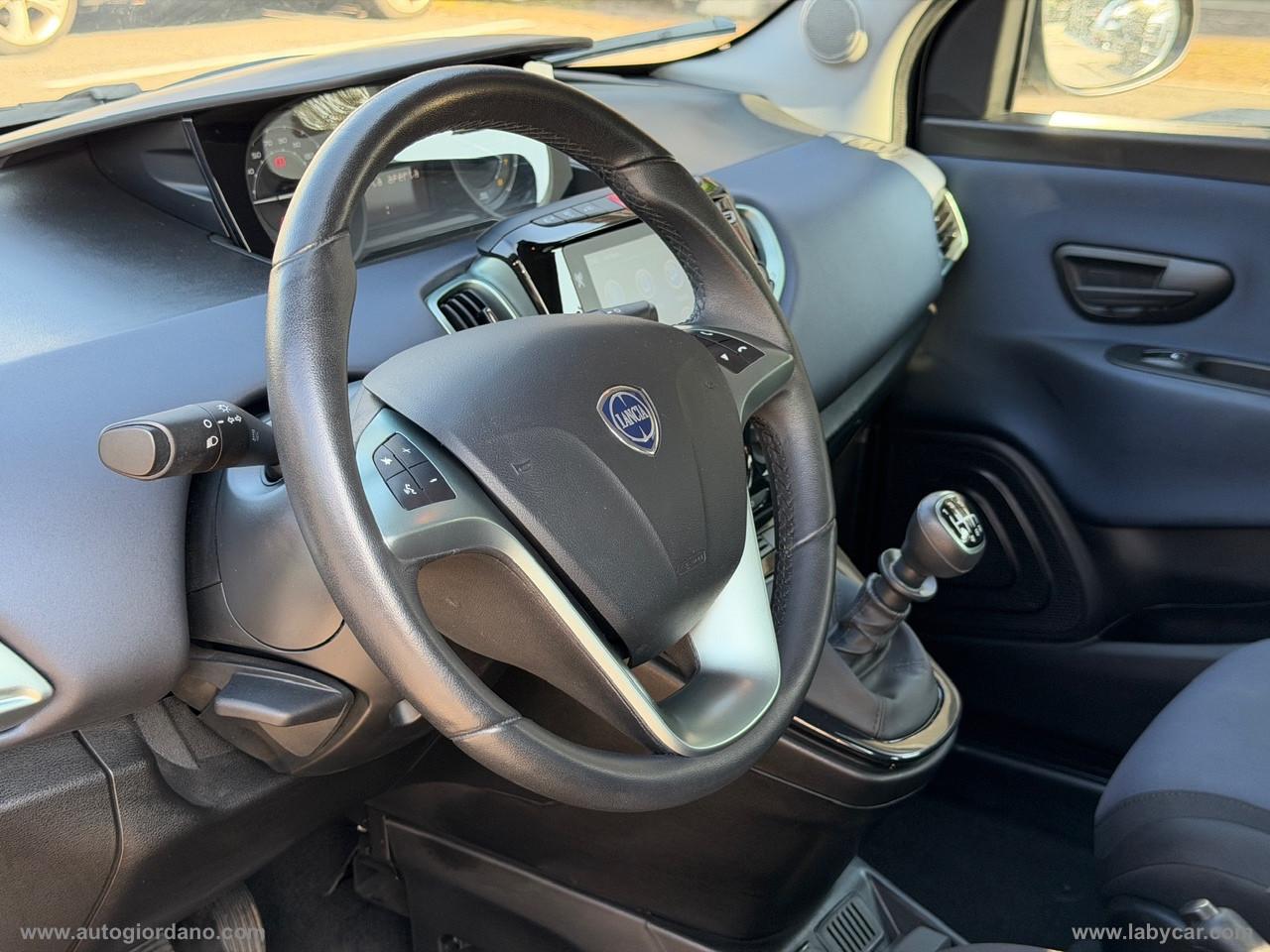 LANCIA Ypsilon 1.0 FireFly 5p.S&S Hyb. Platino