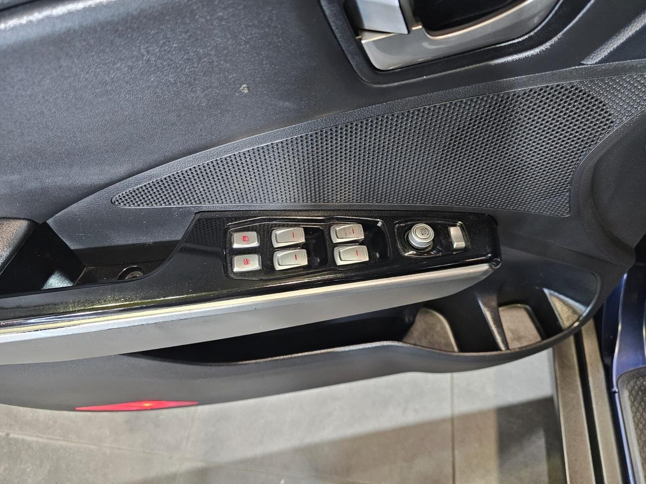 Ssangyong Tivoli 1.6 GPL 90.000km