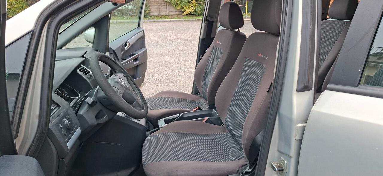 Opel Zafira 1.6 CON IMPIANTO A METANO 7 POSTI