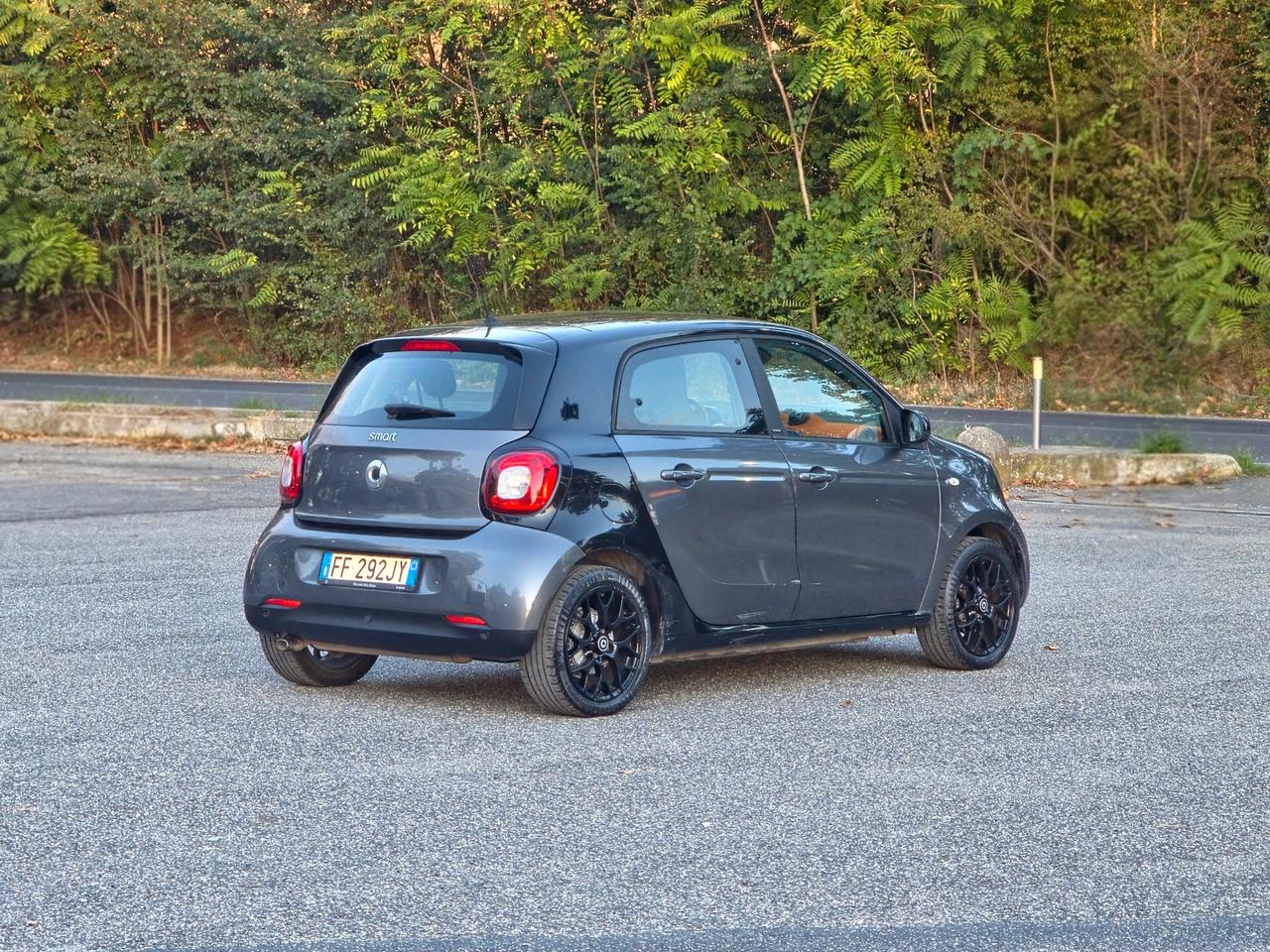 Smart ForFour 90 0.9 Turbo twinamic Prime E6 Automatico NEO 2016