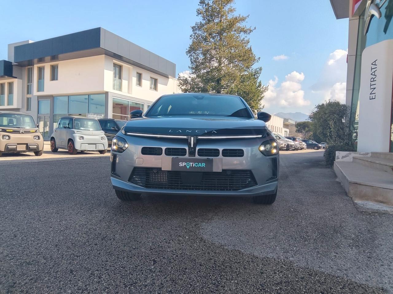 Lancia Ypsilon Hybrid e-DCT LX