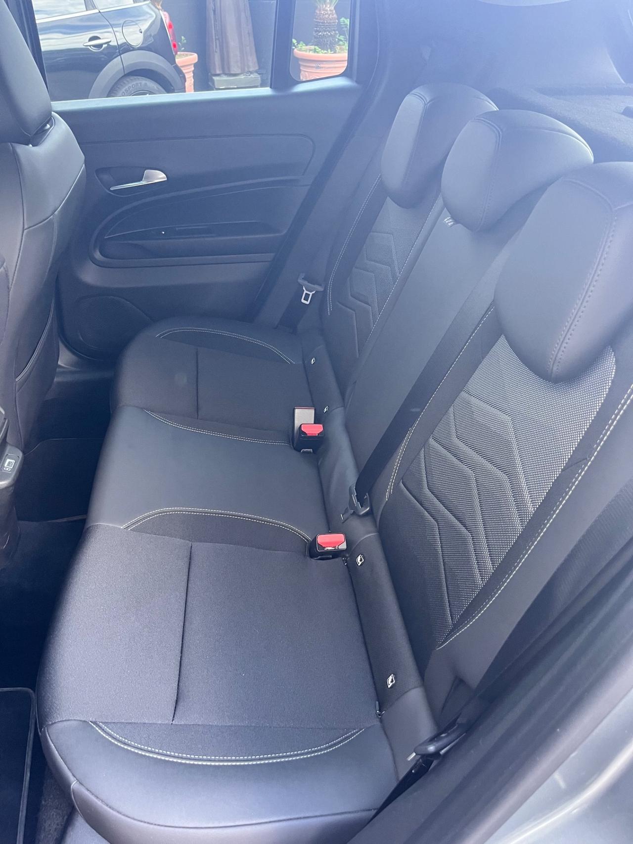 Jeep Avenger 1.2 Turbo 100 CV Summit