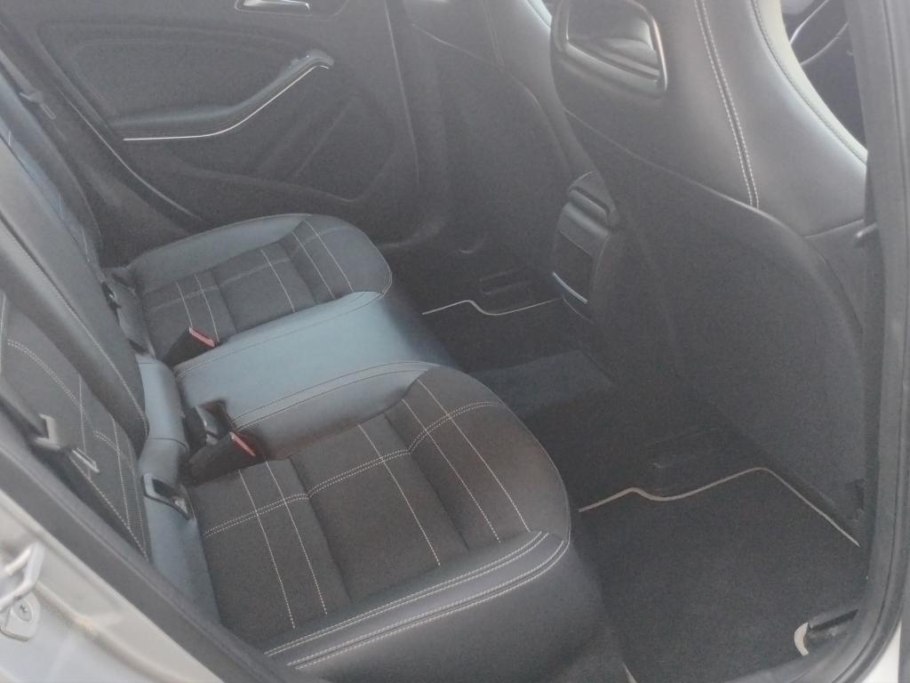 Mercedes Classe A A 180 cdi.SEDILI SPORTIVI.CERCHI 17.BLUETOOTH