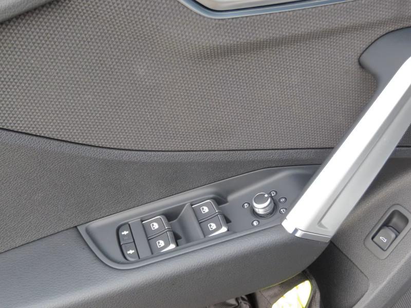 Audi Q2 35 1.5 tfsi S line edition s-tronic