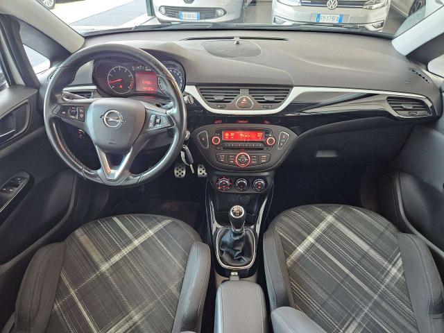 Opel Corsa Corsa V 2015 5p 1.4 b-Color s