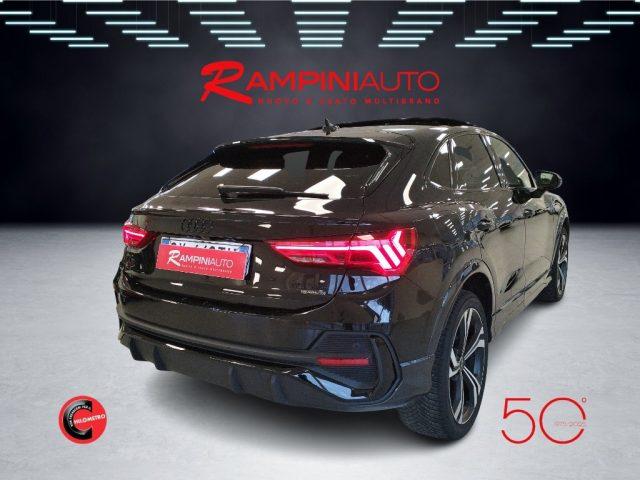 AUDI Q3 SPB 40 TDI quattro S tronic Identity Black