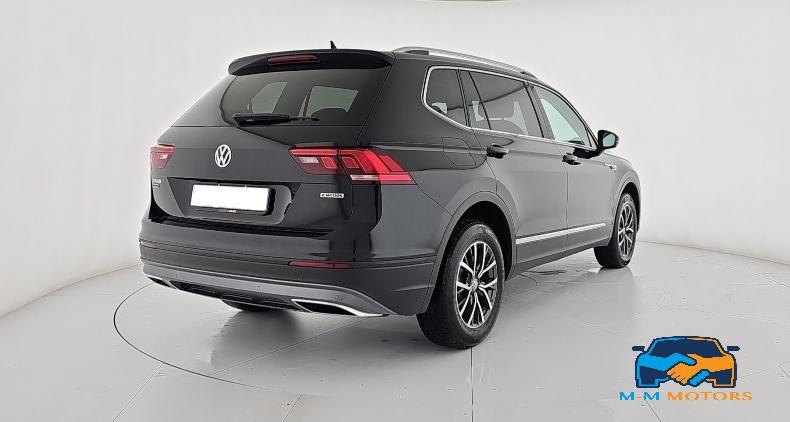 Volkswagen Tiguan Allspace 7 POSTI