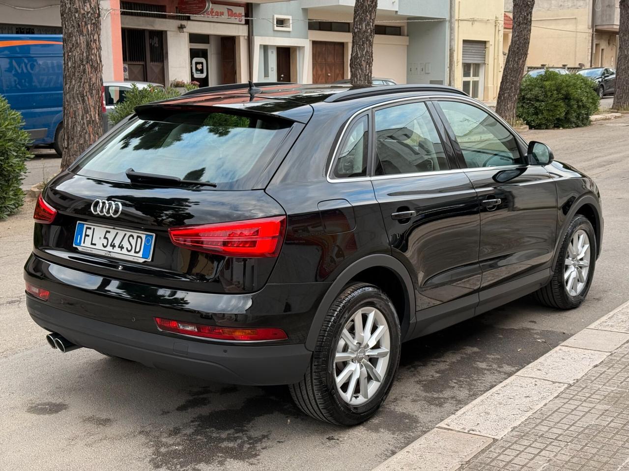Audi Q3 2.0 TDI 150 CV Stronic NAVI LED - 2017