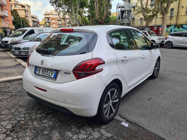 PEUGEOT 208 PureTech 82 5 porte Allure