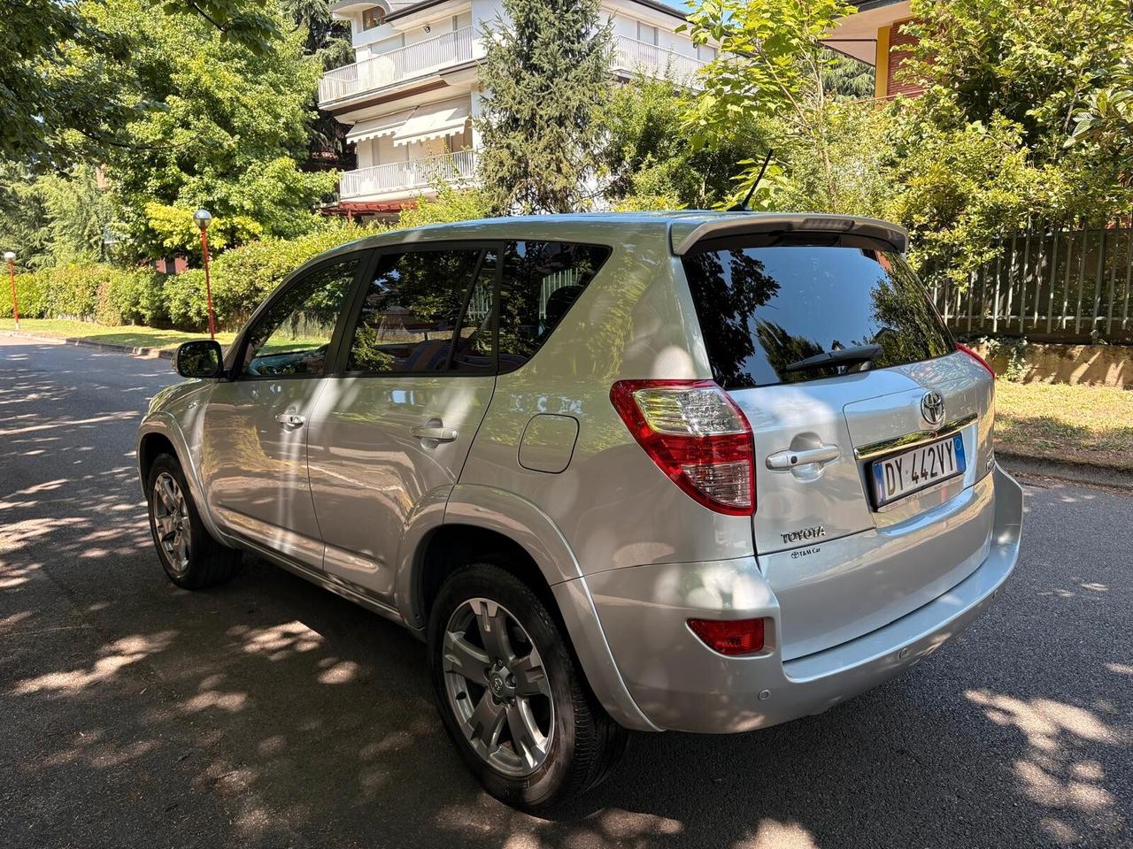 Toyota RAV 4 RAV4 Crossover 2.2 D-Cat A/T 150 CV Luxury