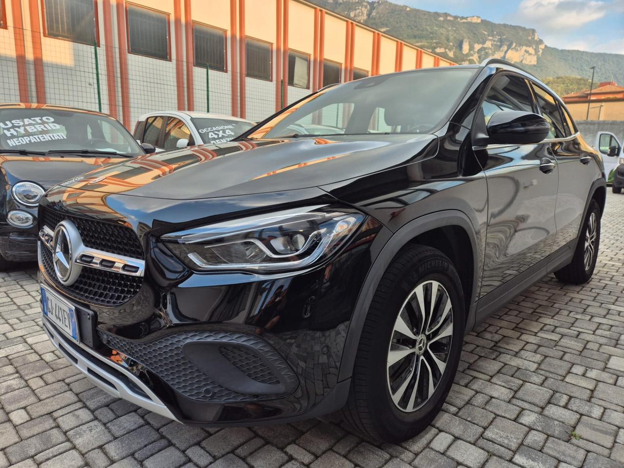 Mercedes-benz GLA 200 Automatic 4Matic Premium