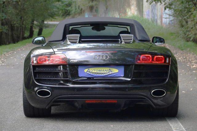 AUDI R8 Spyder 5.2 V10 FSI quattro R tronic