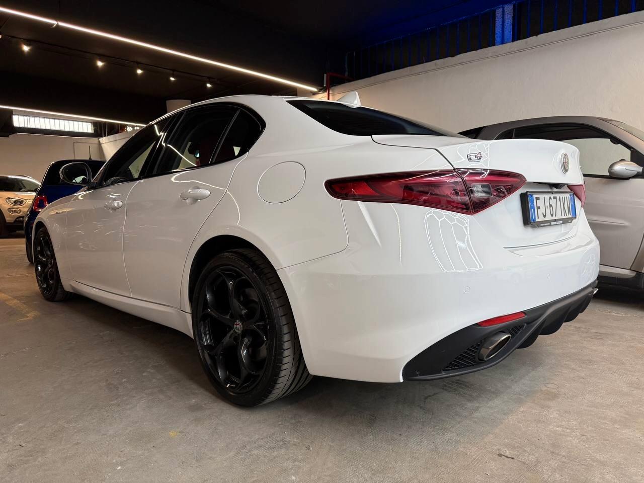 Alfa Romeo Giulia 2.2 Turbodiesel 210 CV AT8 AWD Q4 Veloce